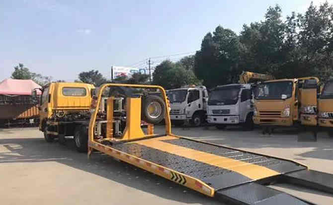南涧汽车中途维修案例